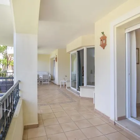 Elegant And Bright Elviria *beach *sea Apartment
